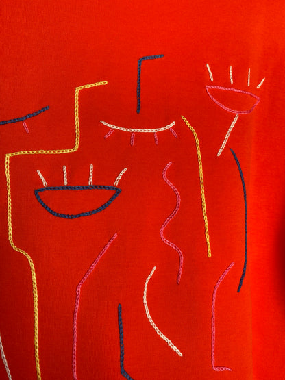 FEMME - t-shirt rouge broderies colorées