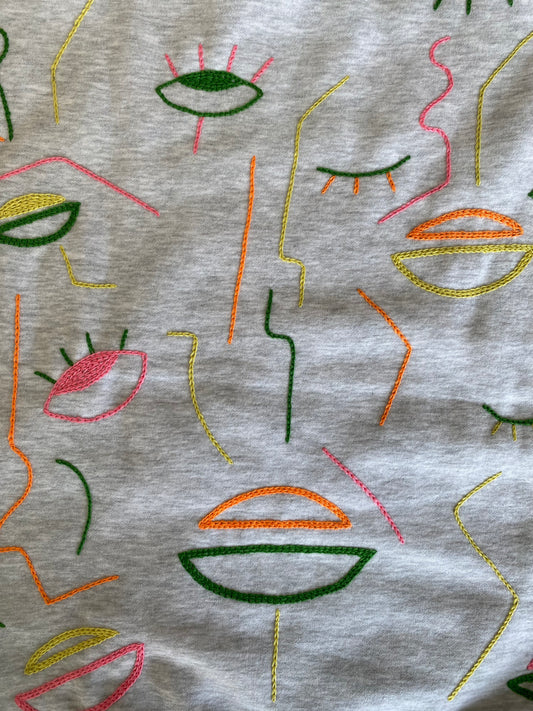 FEMME - Sweat gris brodé multicolore