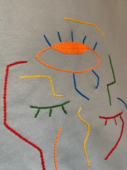 Sweat ado menthe broderies colorées