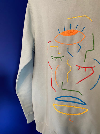 Sweat ado menthe broderies colorées