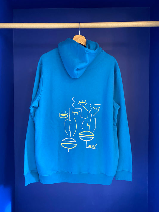 Sweat homme bleu broderies jaune/beige